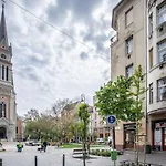 - Super Style - Next To River Budapest